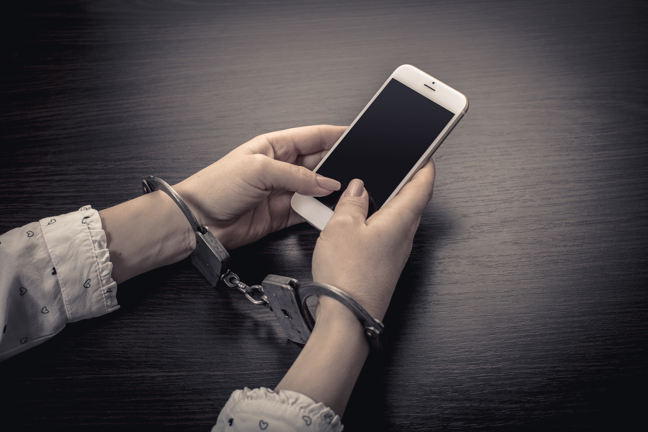 Can You be Arrested for Refusing to Let Cops Seize Your Phone? FindLaw